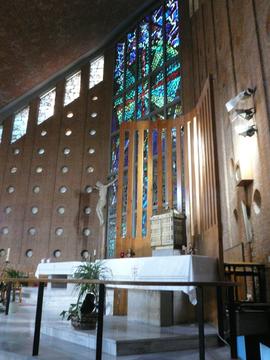 Imagen 9: Interior de la iglesia