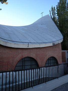 Imagen 35: Exterior de la iglesia