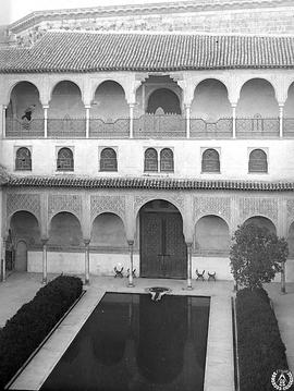 Granada. Alhambra. Patio de la Alberca