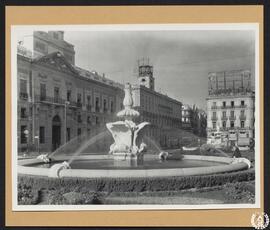 Puerta del Sol, Madrid [Fuente frente a la Real Casa de Correos]