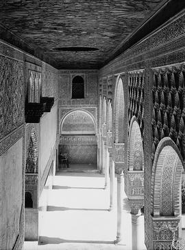 Granada. Alhambra. Galería Sur del Patio de Comares