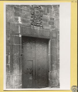 Capilla del Sacramento de Castellón de la Plana. Puerta de entrada