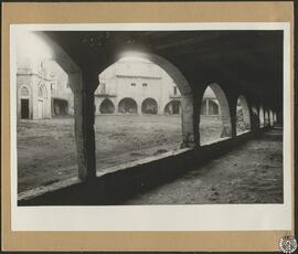 Plaza porticada de Santa Pau, Gerona