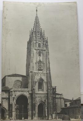 [Catedral de Oviedo]