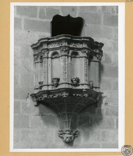 Tribuna de piedra del refectorio de la Cartuja de Jerez de la Frontera [Cartuja de Santa María de...