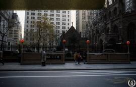 New York siguiendo la guía de Paul Goldberger [1]. Finantial District. Trinity Church. Richard Upjohn. 1846