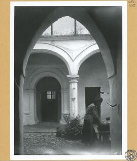 Patio de una casa de vecinos en Medina Sidonia, Cádiz