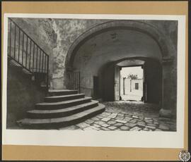Casa Carles de Torroella de Montgrí, Gerona. Patio [Palau Real, Mirador]
