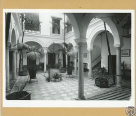 Casa de don Jerónimo Angulo en Sanlúcar de Barrameda [Patio]