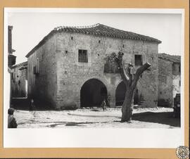 Ayuntamiento de Piña, Castellón [Fachada porticada]