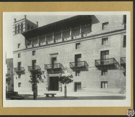 Ayuntamiento de Huesca [Fachada principal]