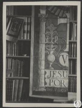 [Dibujo para la Séptima Estación de un Vía Crucis en las estanterías ¿de la biblioteca de Luis Mo...