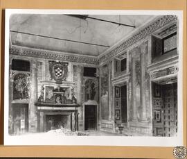 Palacio de los marqueses de Santa Cruz en Viso del Marqués, Ciudad Real [Pinturas murales de un s...