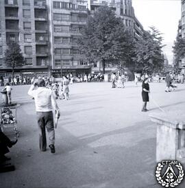 [Nuevos jardines-terrraza sobre el aparcamiento de la plza. de Adolfo García de Careaga. Colección 2. Imagen 6]