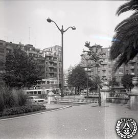 [Nuevos jardines-terrraza sobre el aparcamiento de la plza. de Adolfo García de Careaga. Colección 2. Imagen 1]
