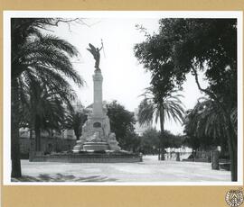 Monumento al marqués de Comillas en Cádiz