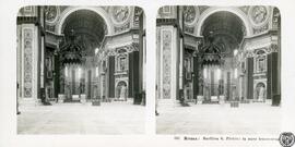 Roma. Basilica San Pietro. La nave transversale
