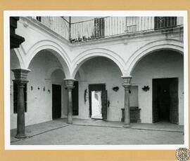 Casa señorial en Arcos de la Frontera, Cádiz. Patio