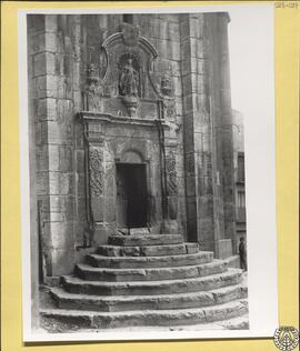 Portada de subida al campanario de la Iglesia parroquial de Alcalá de Chivert, Castellón [Iglesia...