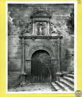 Iglesia de la Trinidad. Puerta de San Sebastián