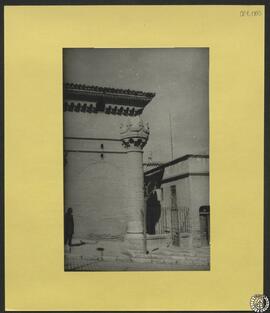 Capilla de Luis de Lucena en Guadalajara [Exterior: detalle de las torrecillas cilíndricas]