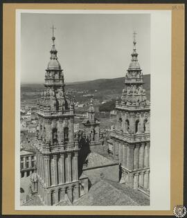 Catedral de Santiago de Compostela. Torres de la fachada del Obradoiro