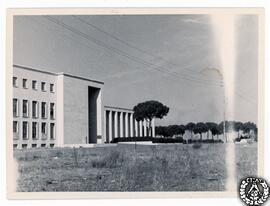 Roma: Exposición del [sic] 1942  [Palacio de Oficinas. Imagen 3. Viaje de estudios a Italia]