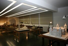 [Exposición de maquetas de arquitectura religiosa en la ETSAM. Imagen 1]