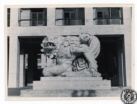 Roma: Exposición del año 1942 [Grupo escultórico. Viaje de estudios a Italia]
