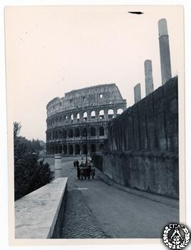 Roma. El Coliseo [imagen 1. Viaje de estudios a Italia]