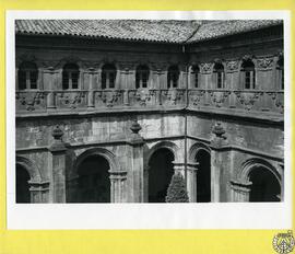 Claustro del convento de San Vicente (Museo provincial) de Oviedo. Museo Arqueológico