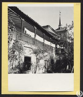 Convento de Franciscanas de Santa Úrsula en Alcalá de Henares [Patio]