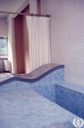 24ª Lección: Las villas de Le Corbusier. Villa Savoie. 1929. Poissy. El cuarto de baño y fragment...