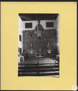 [Convento de] Franciscanas de Santa Úrsula en Alcalá de Henares. Interior de la iglesia hacia la ...