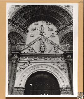Iglesia de Nuestra Señora de la Asunción de Manzanares, Ciudad Real [Detalle de la portada]