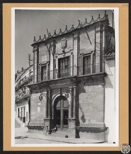 Casas capitulares de Montoro [Ayuntamiento. Fachada]