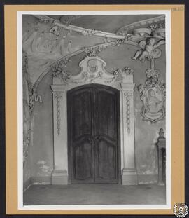 Palacio Episcopal de Córdoba. Escalera del jardín [Detalle de yeserías de la pared]