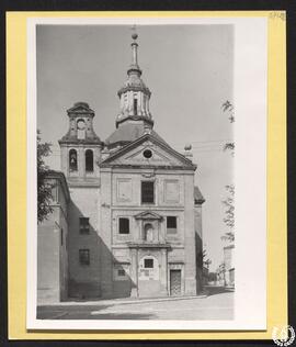 [Fachada principal de la iglesia del convento de] Agustinas de Santa María Magdalena [o de la Con...