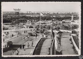 [Vista panorámica de la calle de las Provincias. I Feria Nacional del Campo, Madrid]