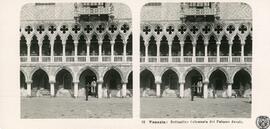 Venezia. Dettaglio. Colonnata del Palazzo ducale