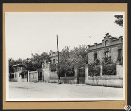 Ciudad Lineal, Madrid [Calle con viviendas unifamiliares]