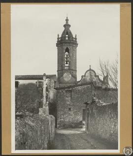 Iglesia [de San Vicente] en Rupiá, Gerona. Torre campanario