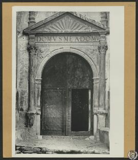 Iglesia parroquial de Naval, Huesca [Portada. Iglesia de Santa María la Mayor]