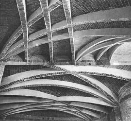 Madrid. Iglesia de San Agustín. Detalle de la cúpula. Arquitecto: Luis Moya