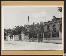 Ciudad Lineal, Madrid [Calle con viviendas unifamiliares]