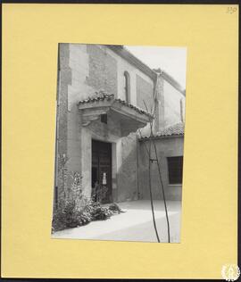 [Convento de] Franciscanas de Santa Úrsula en Alcalá de Henares. Entrada de la iglesia