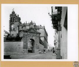 Iglesia de Santo Domingo de Sanlúcar de Barrameda. Fachada [Portada del Compás]