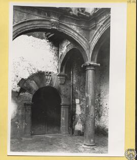Casa del marqués de Ariza en Bechí, Castellón [Patio. Palacio castillo de Betxí]