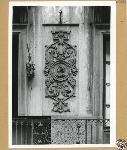 Open original Digital object