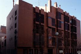 Lección sin número: El arquitecto Emilio Donato. Viviendas en la calle Jaume Piquet, Barcelona. F...
